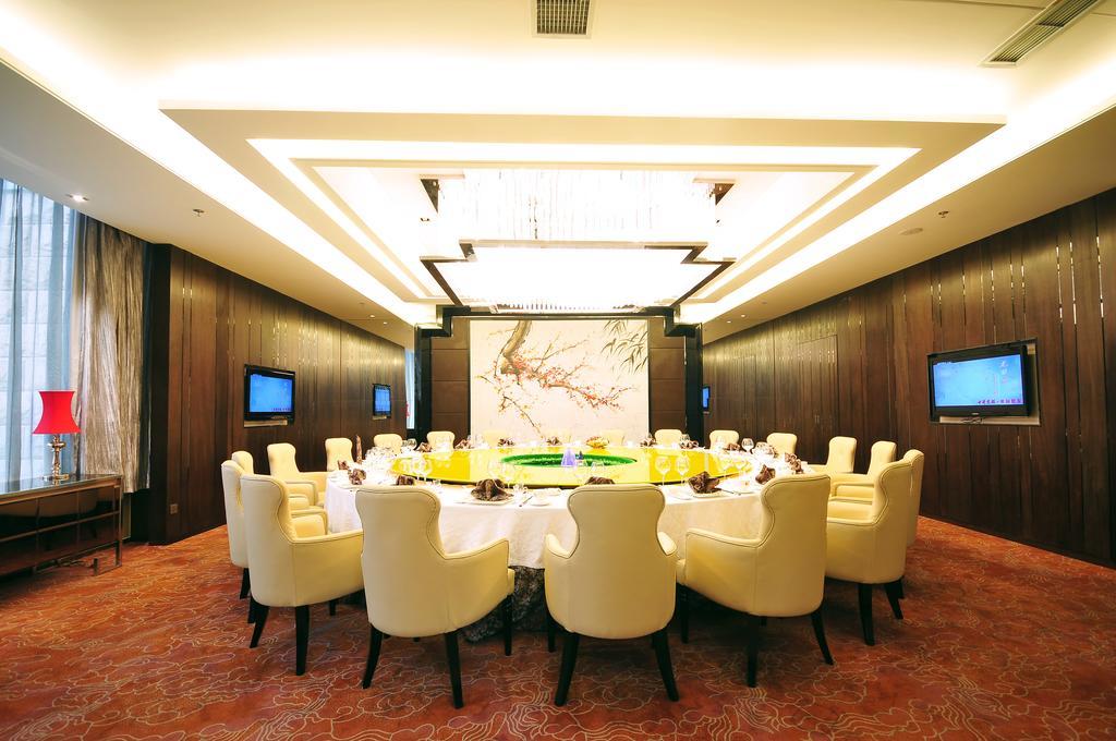 Xichang Minshan Hotel Exteriör bild